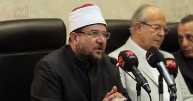 وزير الأوقاف يعلن إعادة ملتقى الفكر الإسلامى بمسجد الإمام الحسين 