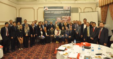 السفير الإندونيسى يدعو رجال الأعمال المصريين لزيارة معرض للصناعات اليدوية 