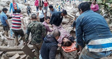 السلطات الكولومبية تحقق فى كارثة انهيار أرضى أودى بحياة المئات