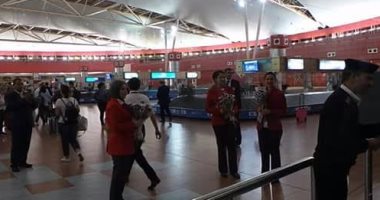 بالصور.. مطار شرم الشيخ يستقبل أول رحلة طيران مباشرة من العاصمة الرومانية