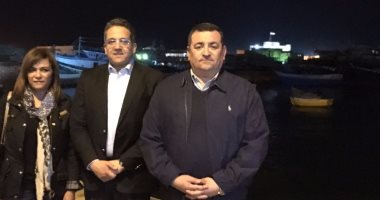بالفيديو والصور..برلمانيون فى جولة ليلية بكورنيش الإسكندرية برفقة وزير الآثار