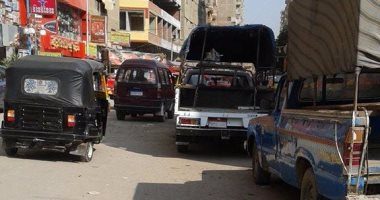 فوضى "التكاتك" والباعة الجائلين تضرب شارع المنشية بمنطقة فيصل فى الهرم