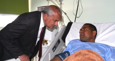 رئيس جامعة طنطا يطمئن على مصابى الشرطة بالمستشفى التعليمى العالمى