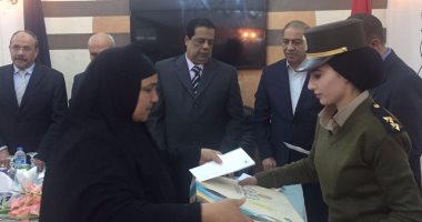 مساعد وزير الداخلية ومدير أمن كفر الشيخ يكرمان  الأيتام وأسر الشهداء