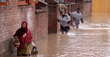 العثور على 25 جثة بينهم 17من عائلة واحدة بعد انحسار فيضانات الهند 