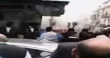 بالفيديو.. اللقطات الأولى لحادث تفجير بمحيط الكنيسة المرقسية بالإسكندرية