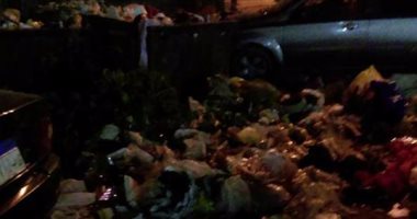 انتشار القمامة فى شارع طومانباى بالزيتون والأهالى يطالبون الحى بسرعة رفعها