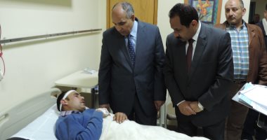 مساعد وزير الداخلية ومدير أمن الإسكندرية يزوران مصابى حادث كنيسة مار مرقس