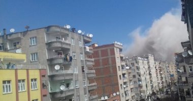 بالفيديو.. لحظة الانفجار الضخم قرب مقر للشرطة التركية بديار بكر