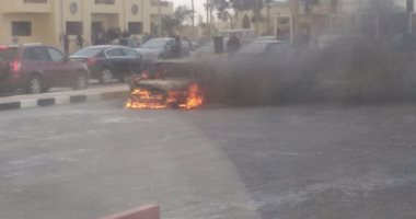 قارئ يشارك "صحافة المواطن" بصور لتفحم سيارة بطريق إسماعيلية الصحراوى