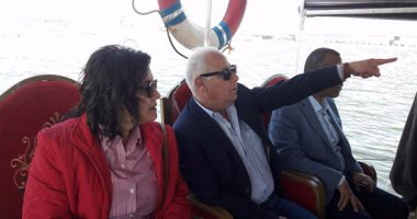 بالصور.. جولة بحرية لمحافظ بورسعيد ونائب وزير الزراعة لتطوير بحيرة المنزلة