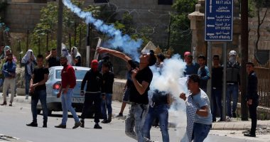 بالصور.. اشتباكات عنيفة بين قوات الاحتلال ومتظاهرين بالضفة الغربية
