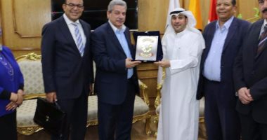 جامعة بنى سويف تستقبل المستشار الثقافى لدولة الكويت