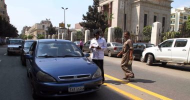 المرور يضبط 3332 مخالفة كلبش ويسحب 452 رخصة سيارة فى حملة بالقاهرة