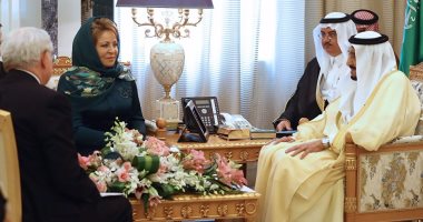 بالصور.. رئيسة مجلس الاتحاد الروسى ترتدى الحجاب خلال زيارتها للسعودية