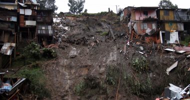 وفاة 6 أشخاص إثر انهيار جدار مستشفى فى كينيا نتيجة الأمطار