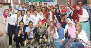 بالصور.. طلاب جامعة القاهرة يختتمون مهرجان أسر الجامعة