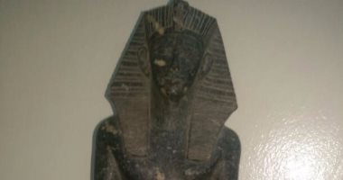 مباحث الآثار تضبط تمثال فرعونى وكشف أثرى يونانى داخل منزلين بأخميم