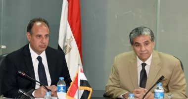 وزير البيئة ومحافظ الإسكندرية يناقشان وضع منظومة المخلفات
