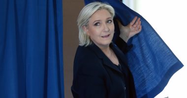 بالصور.. مارين لوبان تدلى بصوتها فى الانتخابات الرئاسية الفرنسية