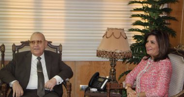 وزير العدل يبحث مع وزيرة الهجرة تقديم الدعم القضائى للمصريين بالخارج  