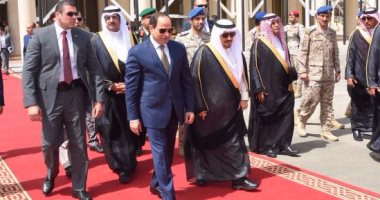 أمير الرياض على رأس مودعى الرئيس السيسي بالسعودية