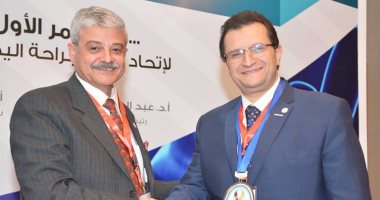 انتخاب الدكتور أشرف نهاد محرم رئيسا للجمعية المصرية لجراحة اليد