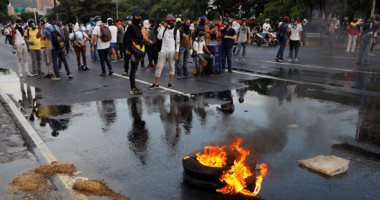 اشتباكات عنيفة بين قوات الأمن والمعارضة فى فنزويلا
