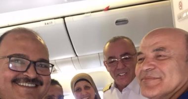 وزير الطيران السابق يقود طائرة مصرية متجهة للولايات المتحدة الأمريكية