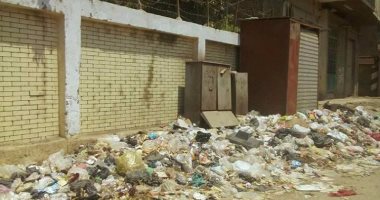 بالصور.. القمامة تحاصر مدرسة عمر مكرم ومركز بيجام بشبر الخيمة