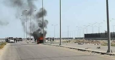 بالصور.. حريق سيارة على طريق شرق التفريعة ببورسعيد والحماية المدنية تسيطر