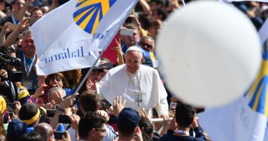 البابا فرانسيس يدعو لإنهاء العنف واحترام حقوق الإنسان فى فنزويلا
