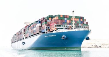 ننشر صور أكبر سفينة حاويات بالعالم أثناء عبورها قناة السويس بحمولة 216 ألف طن