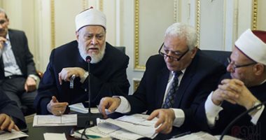 بالصور.. وزير الأوقاف: أوقفنا ضم المساجد بالعمالة لأنه كان بابا واسعا للفساد