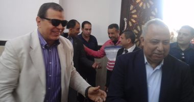 بالصور.. وزير القوى العاملة ومحافظ الشرقية يفتحان مسجدا بمدينة فاقوس