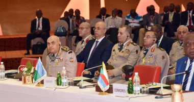 وزير الدفاع يعرض على وزراء "الساحل والصحراء" مبادرة تدريبات مشتركة كل عامين