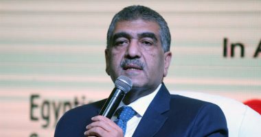 وزير قطاع الأعمال لليوم السابع: الفوز لمصر غدا وأشاهد المباراة مع الأسرة 