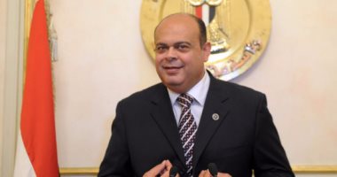 محافظ مطروح: الرئيس السيسى أول من تبنى أفكار الشباب لبناء مصر الحديثة