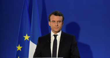إيمانويل ماكرون يحيى ناخبيه على دعمه برئاسة فرنسا وإنقاذ أوروبا