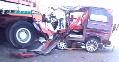 مصرع 7 أشخاص فى حادث تصادم سيارتين ببورسعيد