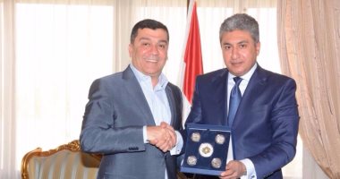 بالصور.. وزير الطيران يستقبل رئيس شركة طيران الشرق الأوسط اللبنانية