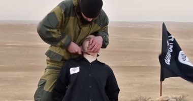 بالصور.. داعش يذبح ضابطا فى المخابرات الروسية بمنطقة القوقاز