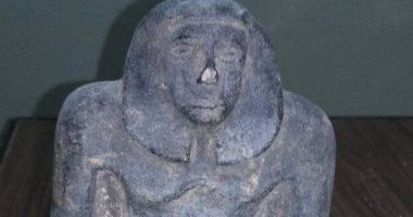 بالصور.. شرطة السياحة تضبط تمثال كاتب فرعونى بحوزة مواطن بالوادى الجديد