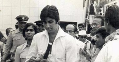 شاهد.. أميتاب باتشان يشارك فى "مباراة خيرية" عام 1980
