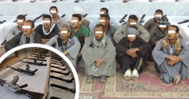 بالصور.. الداخلية تواصل تطهير البؤر الإجرامية بالصعيد.. مجموعات قتالية تكشف مخازن أسلحة ومخدرات بأسيوط.. وتضبط 1185 هاربا من أحكام و30 قضية تموينية.. وتتحفظ على 38 قطعة سلاح نارى وتزيل 30 عقارا مخالفا