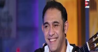 بالفيديو.. الملحن عمرو مصطفى يكشف سر زواجه فى عمر 17 سنة