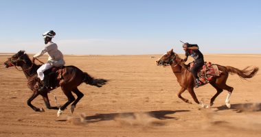 بالصور.. منظمة تركية غير حكومية تنظم سباق للخيول فى سوريا