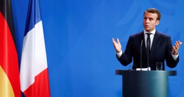 سبوتنيك الروسية: ماكرون أول رئيس فرنسى لم يلتحق بالخدمة العسكرية
