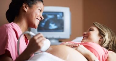 استشارى نساء وتوليد يكشف عن فوائد سونار الحمل فى متابعة الجنين