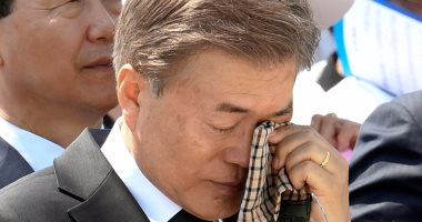 بالصور.. رئيس كوريا الجنوبية يبكى خلال إحياء ذكرى "18 مايو الديمقراطية"